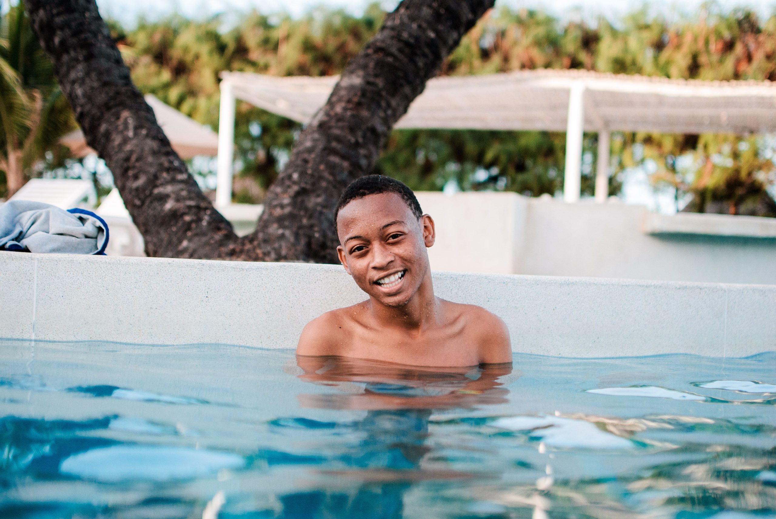 pexels mwabonje 2222614